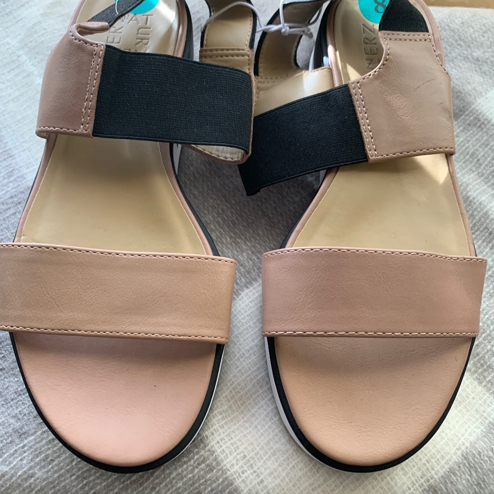 New Women Size 8 NATUR ElIZERZ